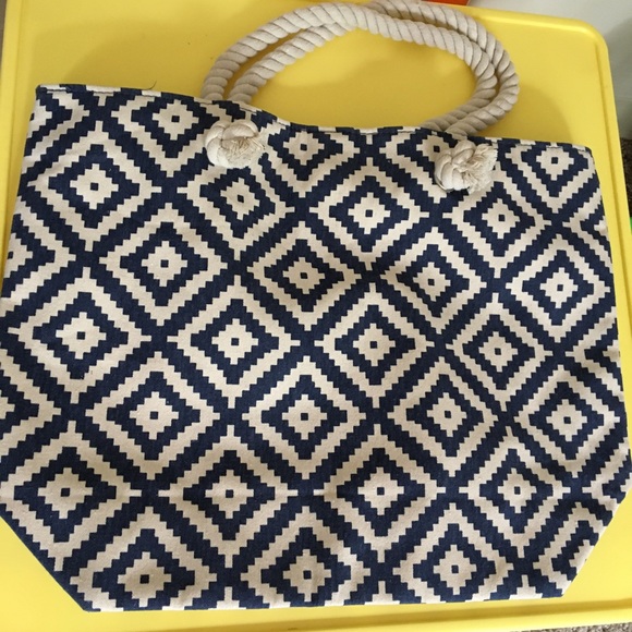 Handbags - Beach Bag